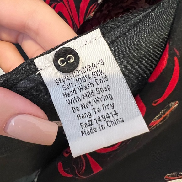 Johnny Was Silk Carro Button Front Floral Print Tunic - Picture 6 of 7